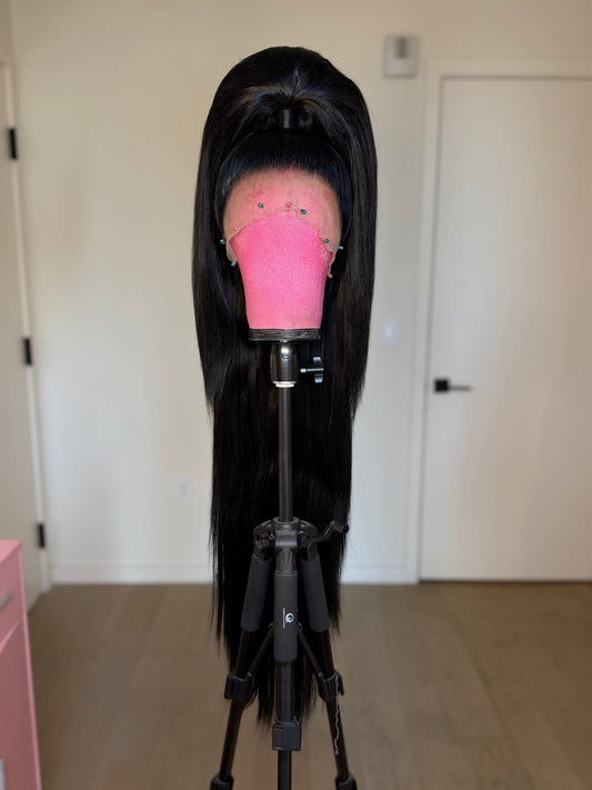 40” Black Half Up