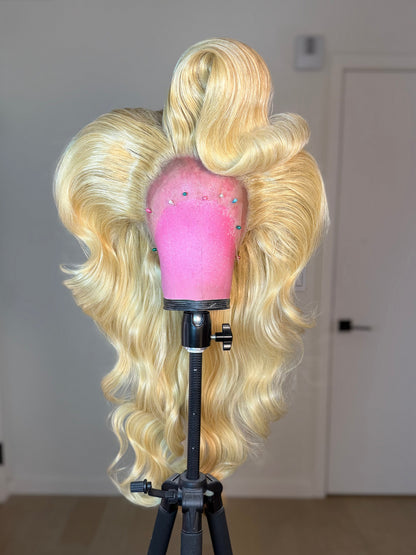 Blondie Blowout