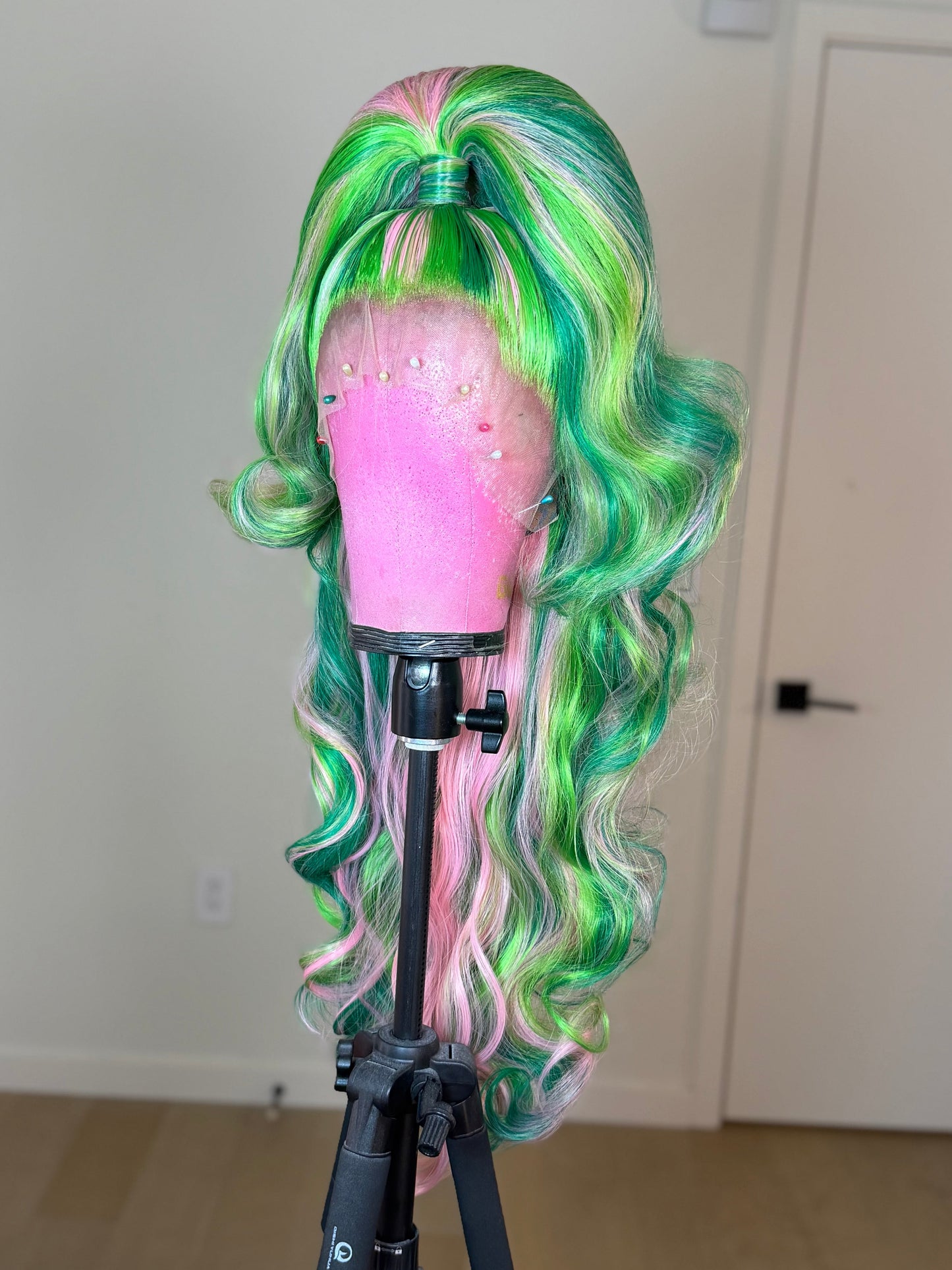 Melon Doll Half Up