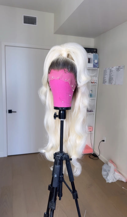 Rooted Bombshell Half Up