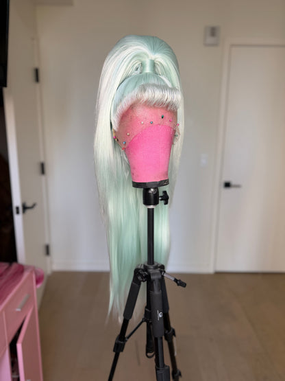 Minty Half Up