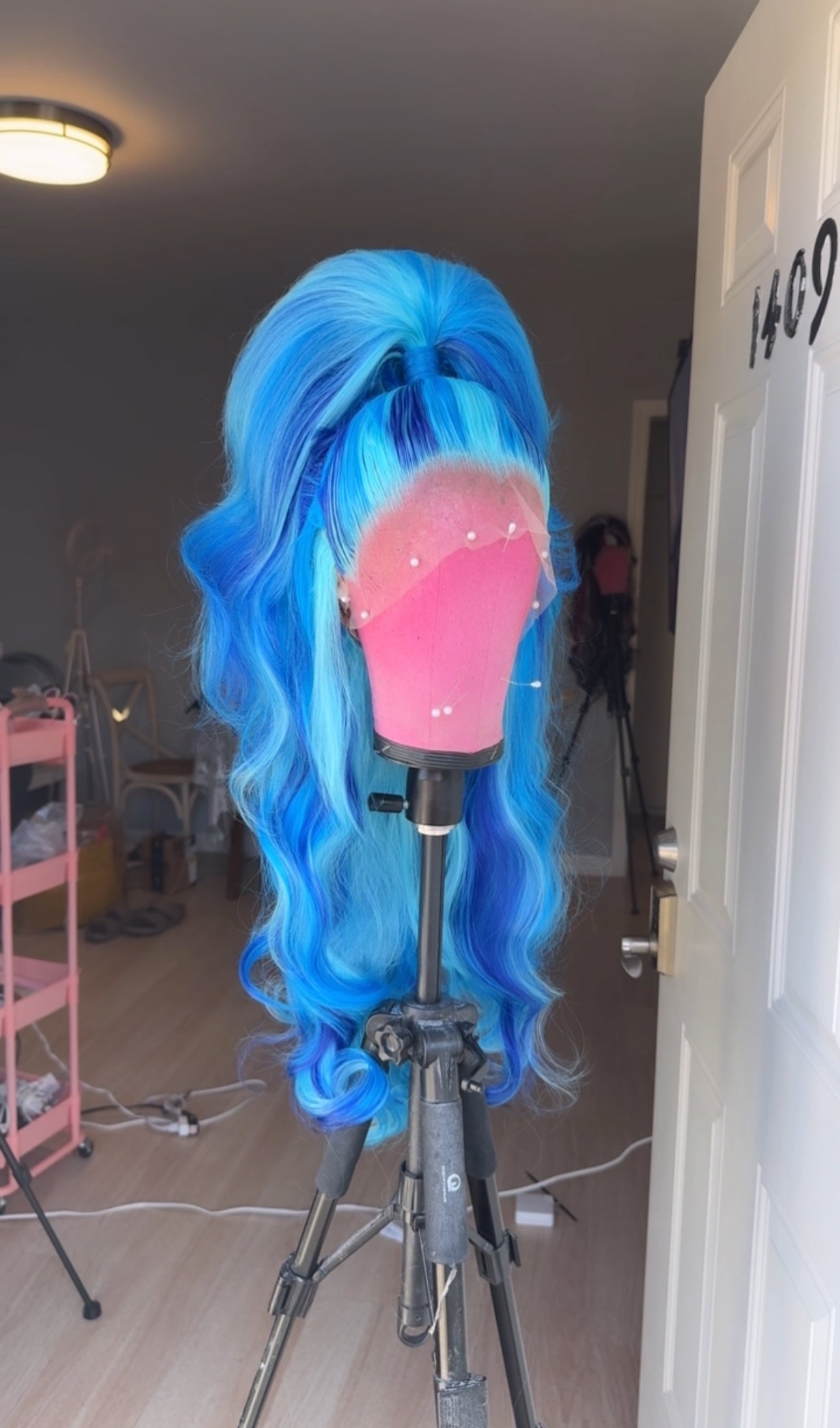Blues Half Up