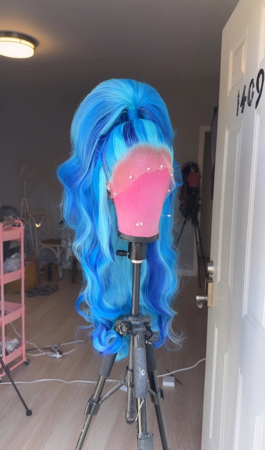 Blues Half Up
