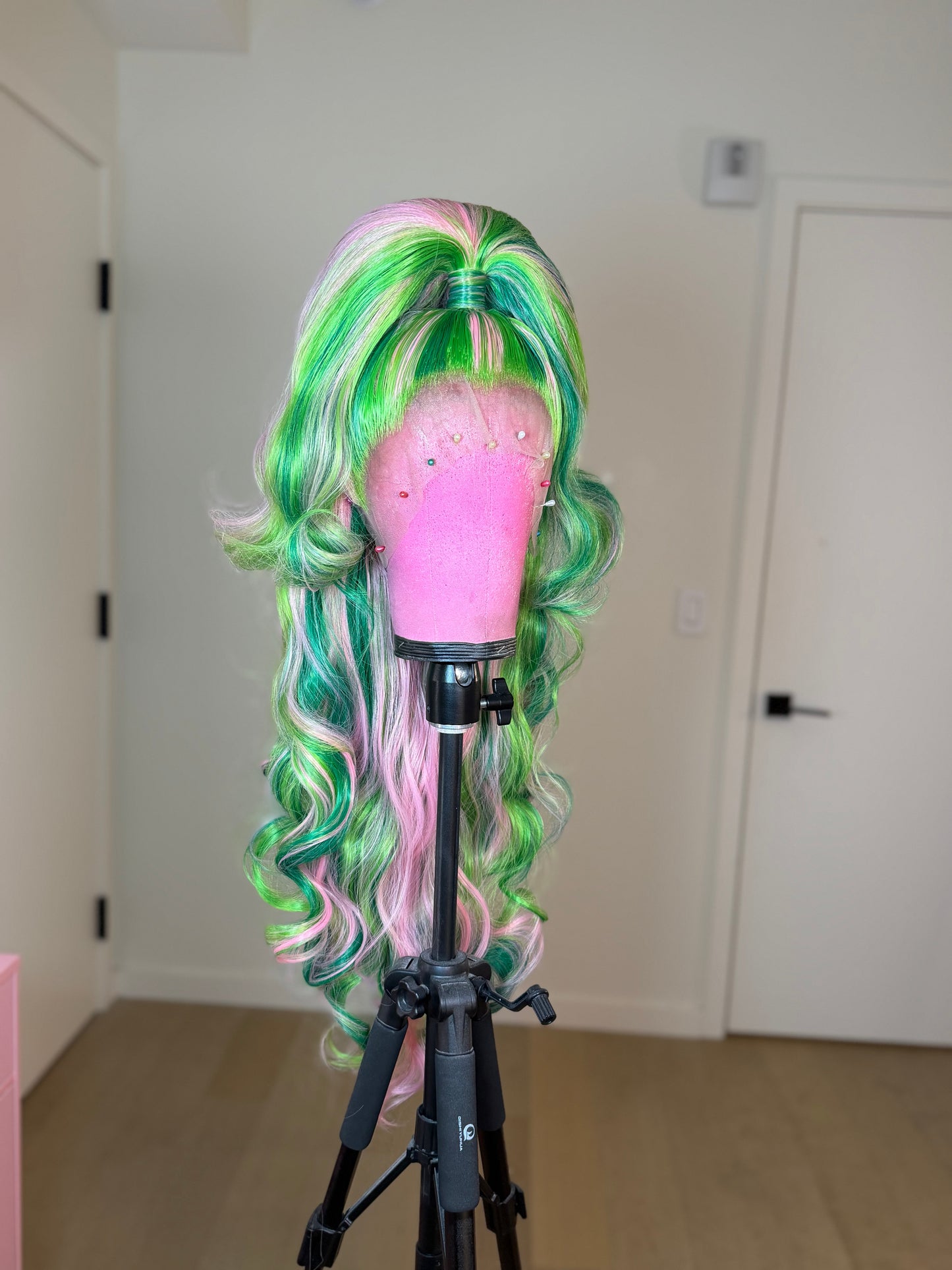 Melon Doll Half Up