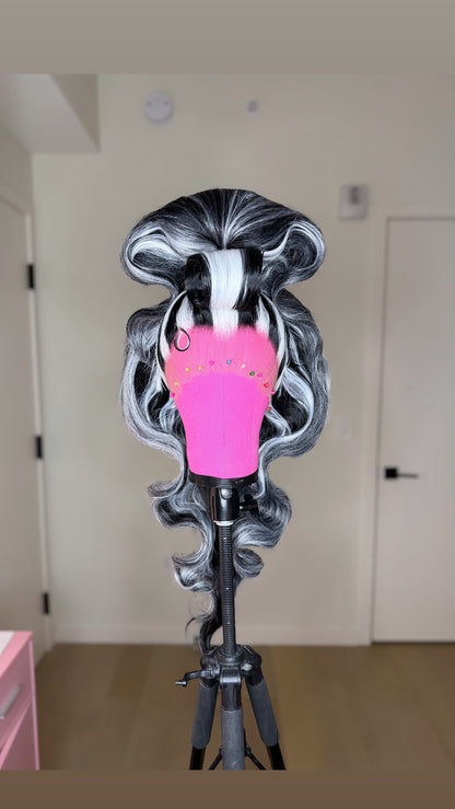 Oreo Swril Sculpted Pony