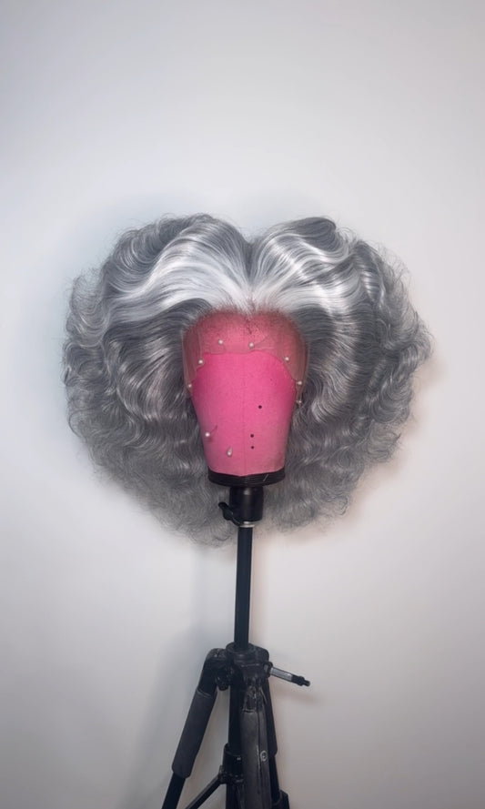 Silver Foxxxy Teased