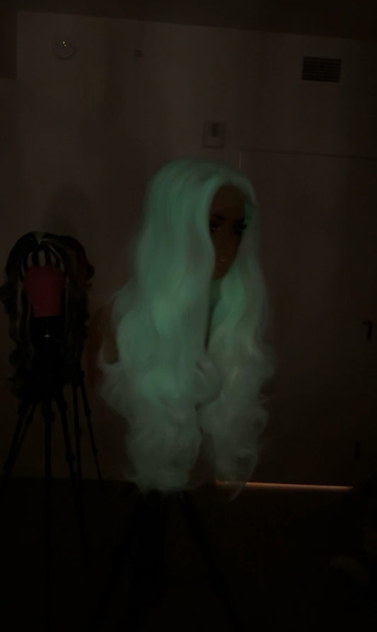NIGHT LIGHT DOLL 💡
